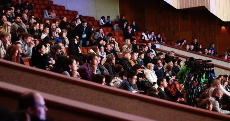 public speaking tip: know your audience before giving your presentation